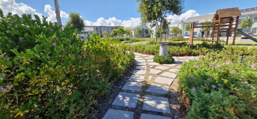 To Let  Bedroom Property for Rent in Burgundy Estate Western Cape